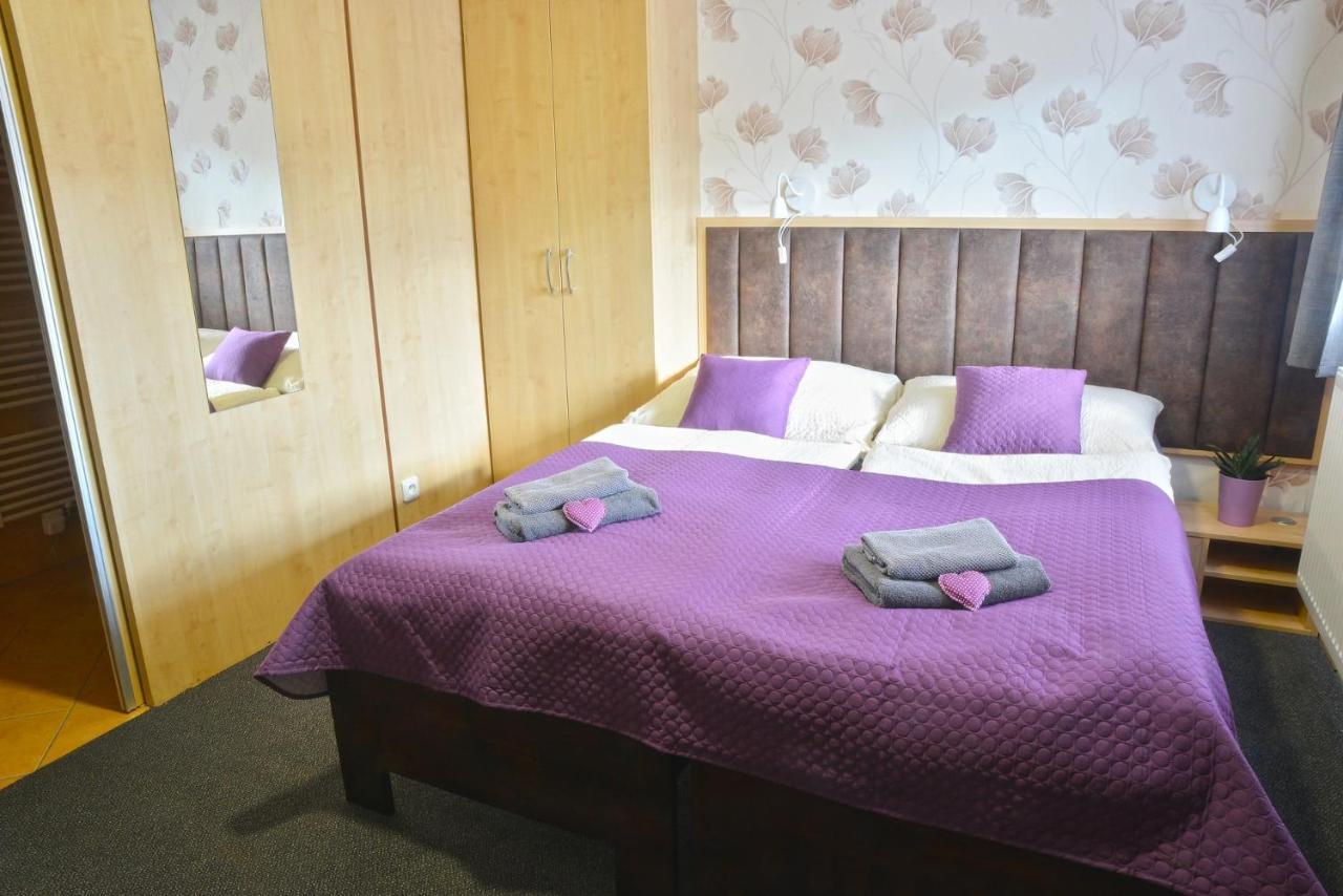 Penzion Klimes Hustopeče Extérieur photo