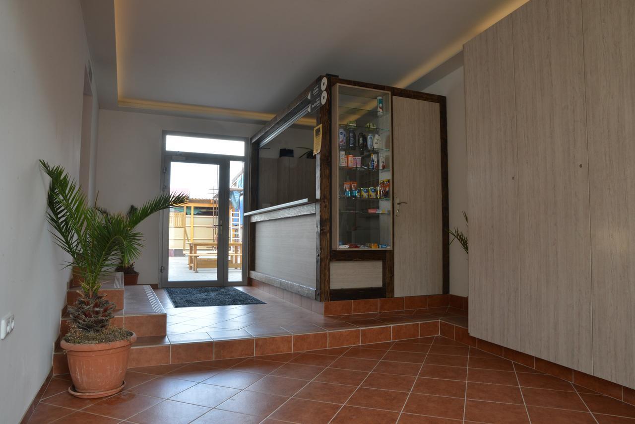 Penzion Klimes Hustopeče Extérieur photo