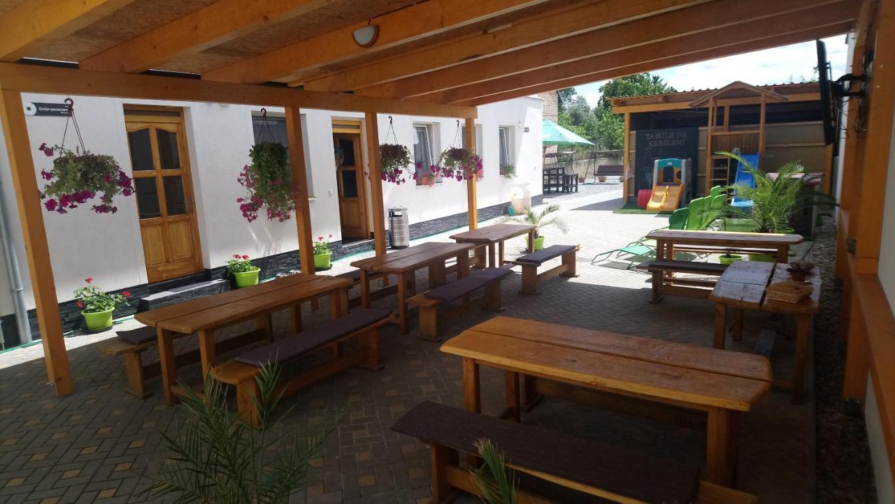 Penzion Klimes Hustopeče Extérieur photo